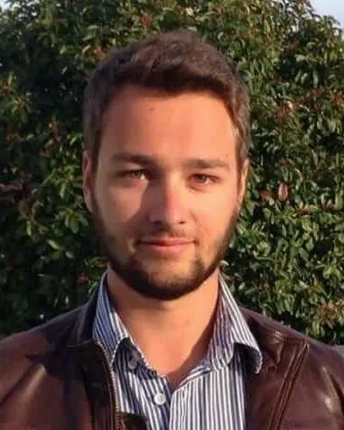 Adrien Debès, consultant en visibilité en ligne
